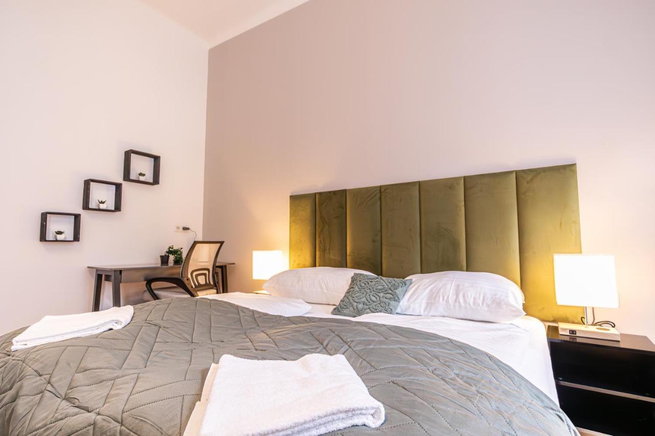 Stadthalle Oasis: Stylish 3br In Wien